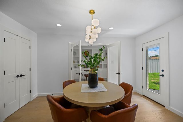 1818 Watercrest Drive, Houston, TX 77008