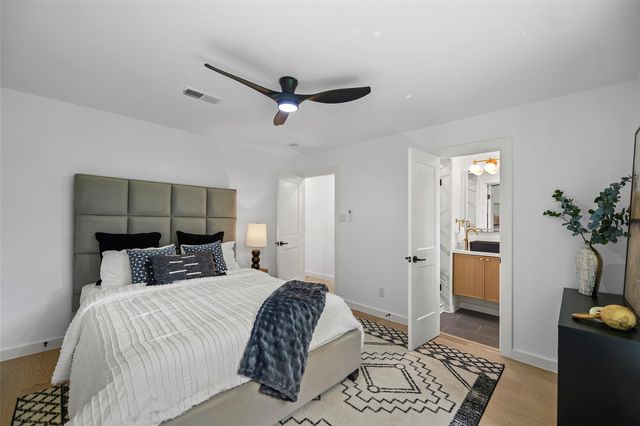 1818 Watercrest Drive, Houston, TX 77008