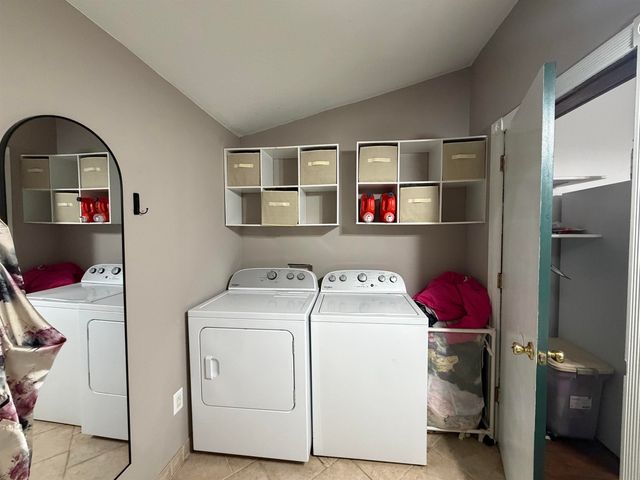 855 S 5th St, Salina, KS 67401