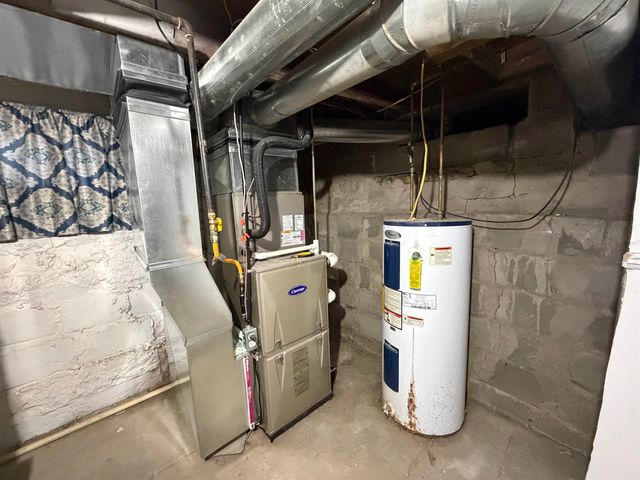 855 S 5th St, Salina, KS 67401