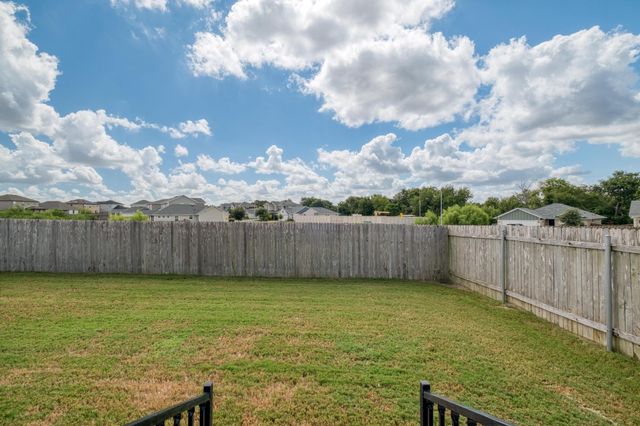 119 W Point WAY, Elgin, TX 78621