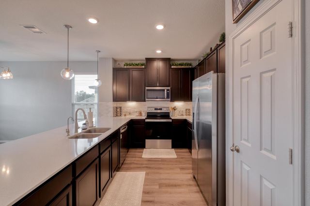 119 W Point WAY, Elgin, TX 78621