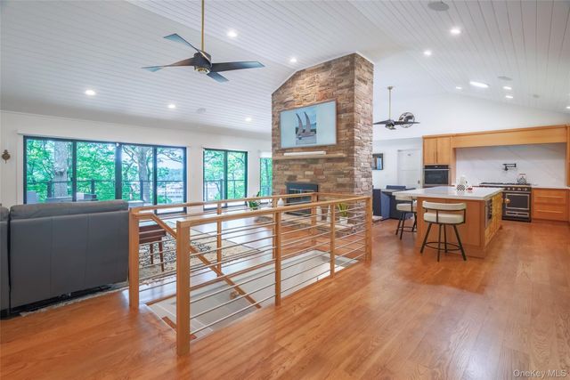 45 Bell Circle, Port Jefferson, NY 11777