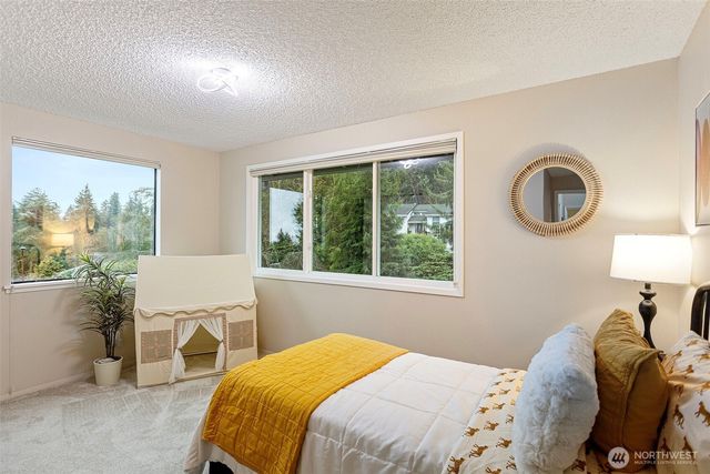 5716 141st Place SE, Bellevue, WA 98006