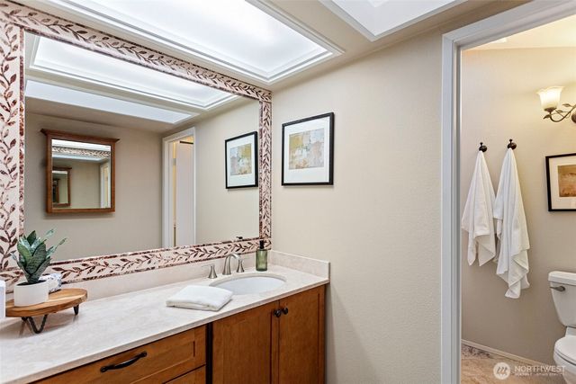 5716 141st Place SE, Bellevue, WA 98006