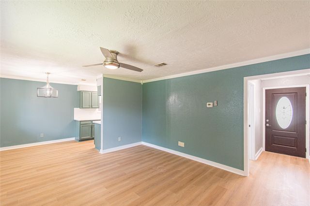 12906 Southspring Drive, Houston, TX 77047