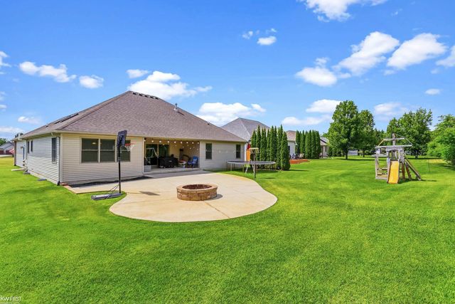 16355 Red Fox Trail, Fenton Twp, MI 48451