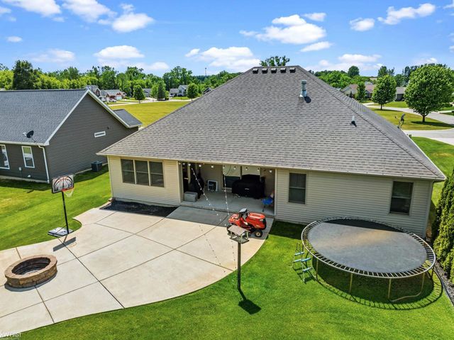 16355 Red Fox Trail, Fenton Twp, MI 48451