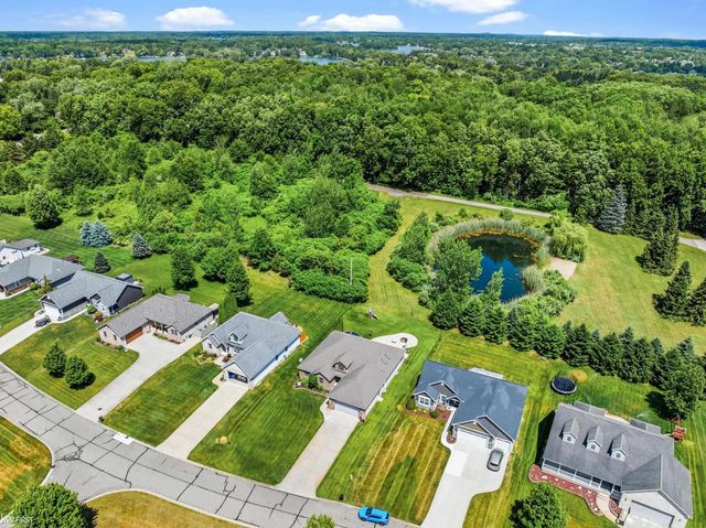 16355 Red Fox Trail, Fenton Twp, MI 48451