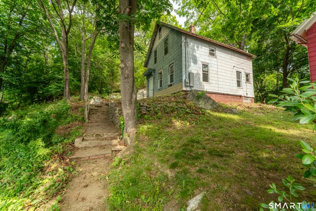 111 Fifth Street, Norwich, CT 06360