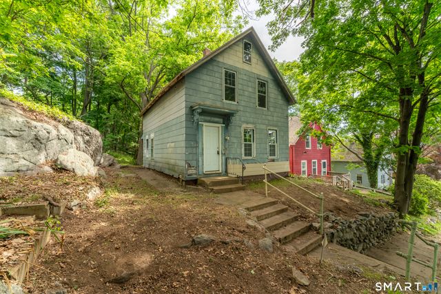 111 Fifth Street, Norwich, CT 06360