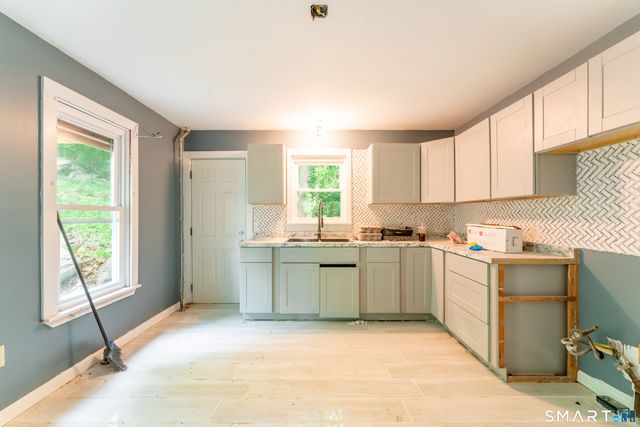 111 Fifth Street, Norwich, CT 06360