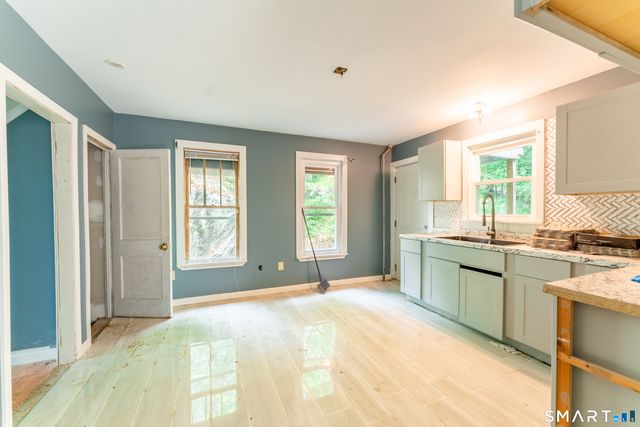 111 Fifth Street, Norwich, CT 06360