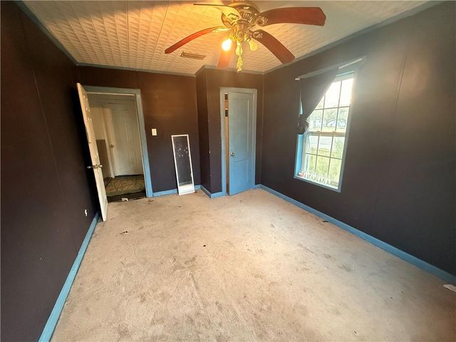 8655 E Alba Street, Bayou La Batre, AL 36509