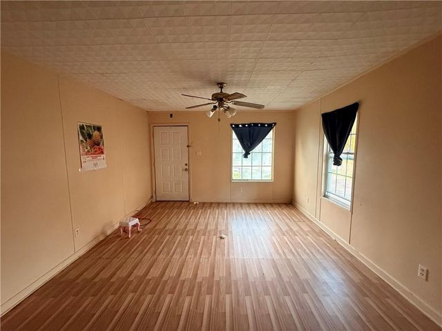 8655 E Alba Street, Bayou La Batre, AL 36509