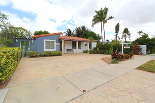 7281 SW 9th St 2, Miami, FL 33144
