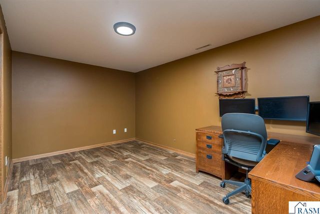 556 Ivy Lane, North Mankato, MN 56003