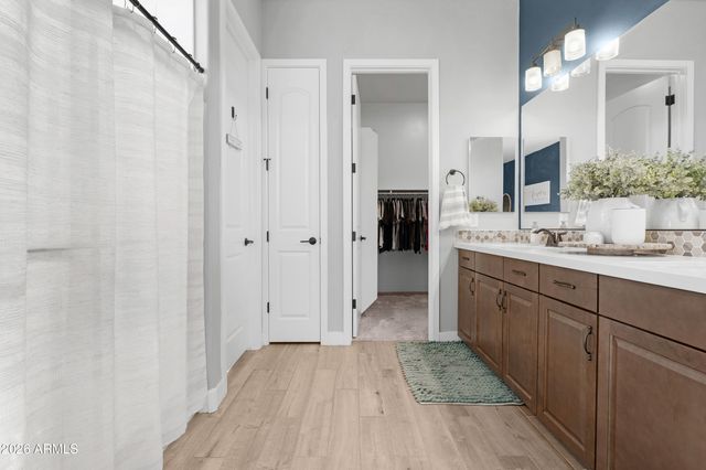13485 N 145th Drive, Surprise, AZ 85379