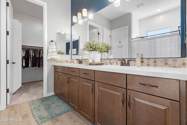 13485 N 145th Drive, Surprise, AZ 85379