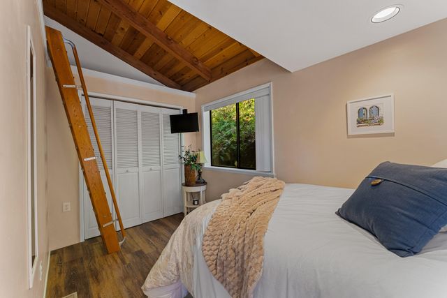 4941 Riverbanks Road, Grants Pass, OR 97527