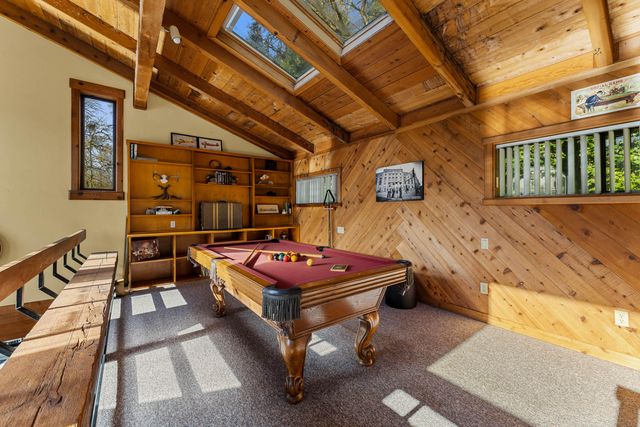 4941 Riverbanks Road, Grants Pass, OR 97527