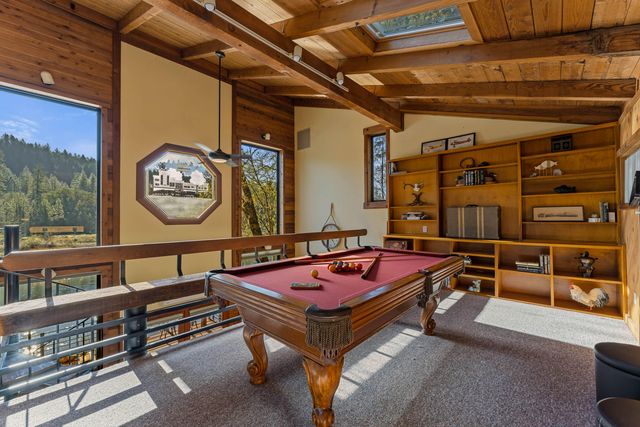 4941 Riverbanks Road, Grants Pass, OR 97527