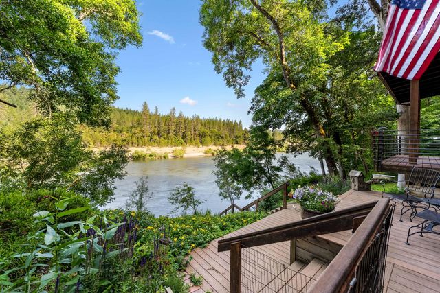 4941 Riverbanks Road, Grants Pass, OR 97527