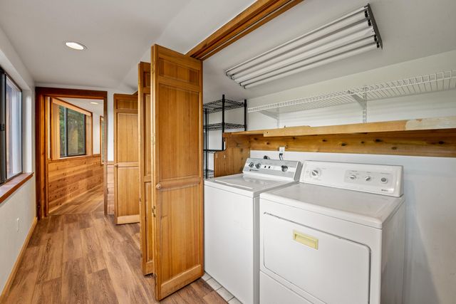 4941 Riverbanks Road, Grants Pass, OR 97527