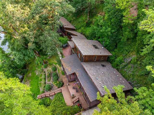 4941 Riverbanks Road, Grants Pass, OR 97527