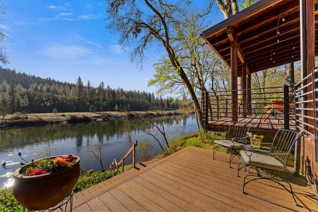 4941 Riverbanks Road, Grants Pass, OR 97527