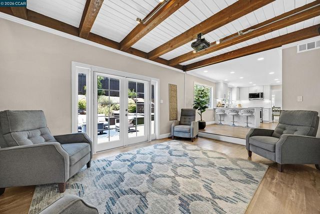 11698 Serra Ct, Dublin, CA 94568
