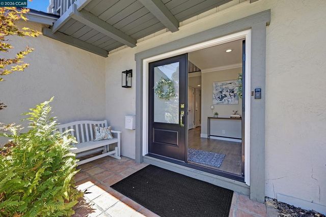 11698 Serra Ct, Dublin, CA 94568