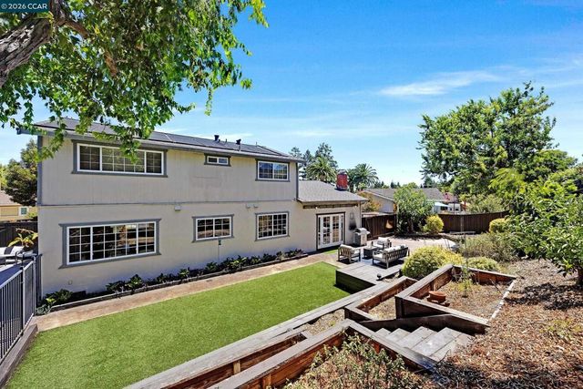 11698 Serra Ct, Dublin, CA 94568
