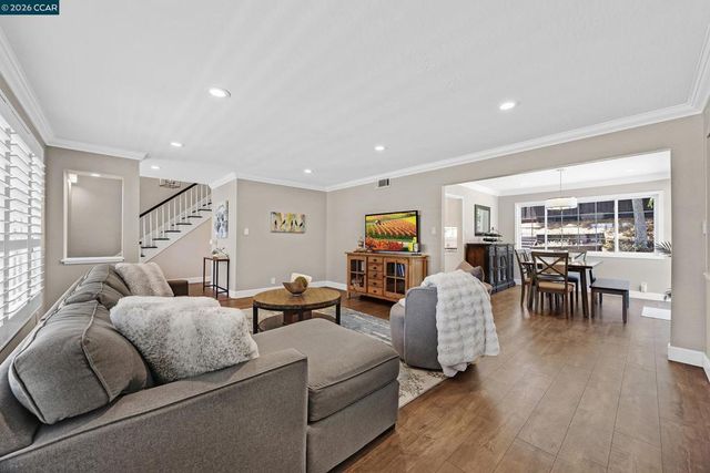 11698 Serra Ct, Dublin, CA 94568