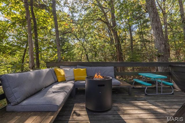 932 Woodlake Drive, Innsbrook, MO 63390
