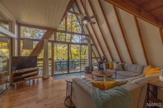 932 Woodlake Drive, Innsbrook, MO 63390