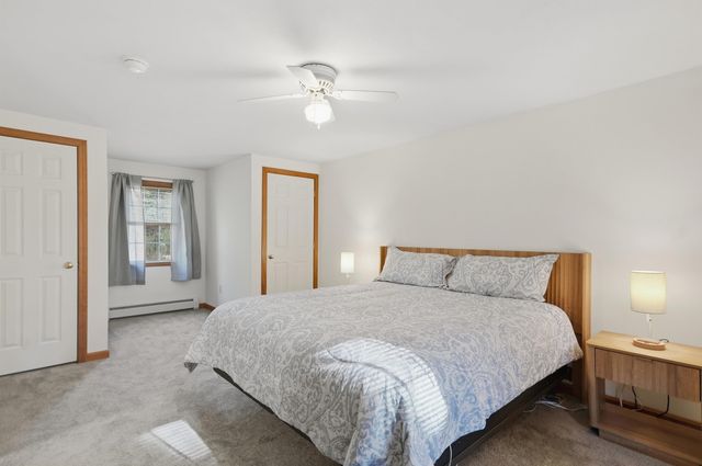 4 Smith Corner Road, Newton, NH 03858