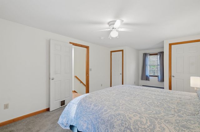 4 Smith Corner Road, Newton, NH 03858