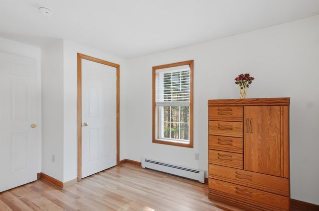 4 Smith Corner Road, Newton, NH 03858