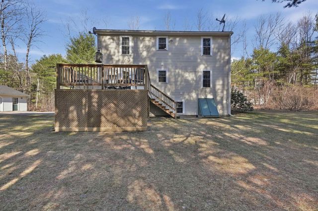 4 Smith Corner Road, Newton, NH 03858