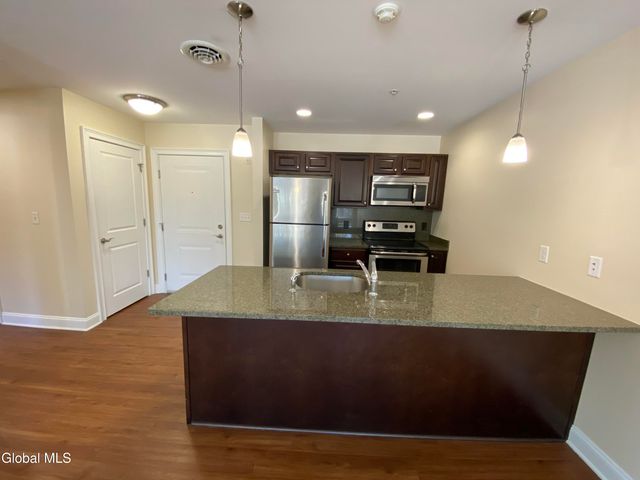 74 Weibel Avenue 11HP208, Saratoga Springs, NY 12866