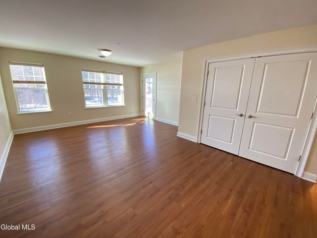 74 Weibel Avenue 11HP208, Saratoga Springs, NY 12866