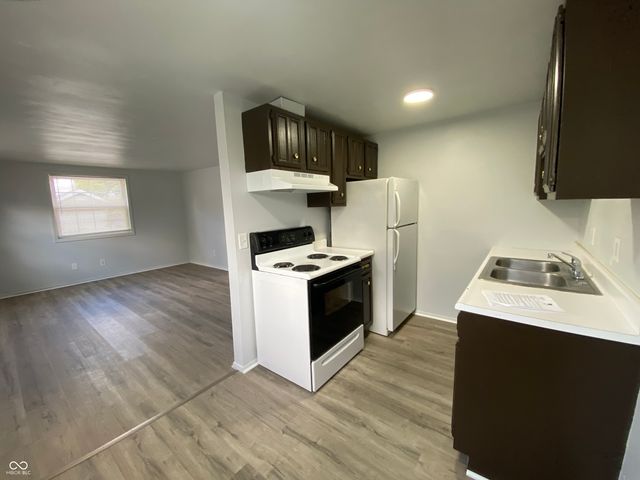 12824 E 131st Street, Fishers, IN 46037