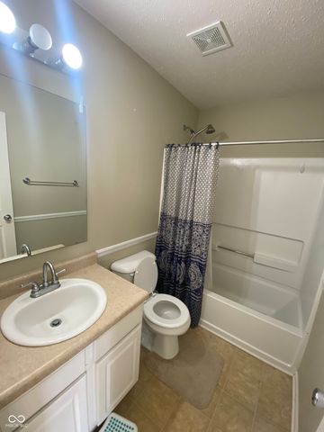 12824 E 131st Street, Fishers, IN 46037