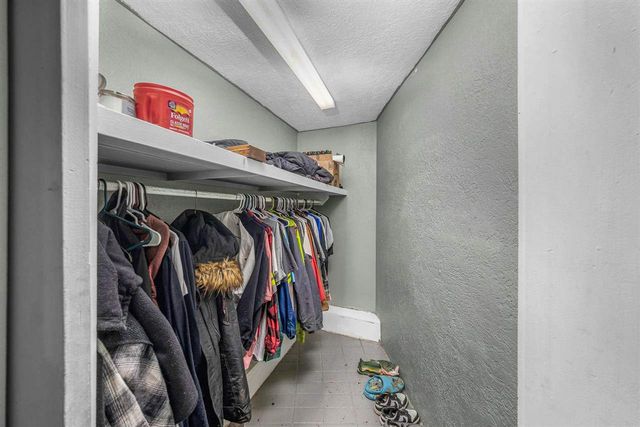 101 N 17th St, Frederick, OK 73542