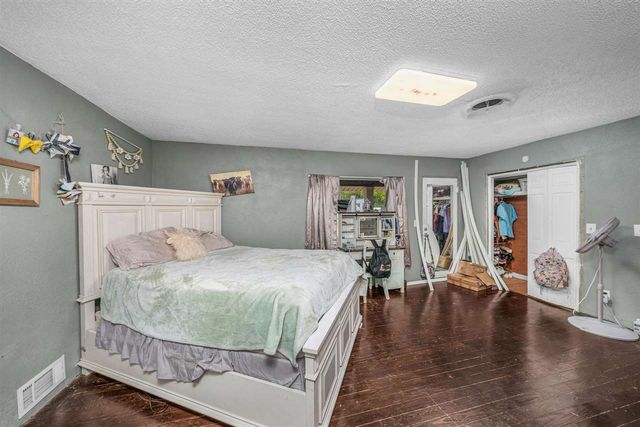 101 N 17th St, Frederick, OK 73542