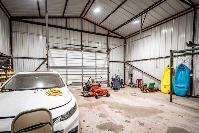 101 N 17th St, Frederick, OK 73542