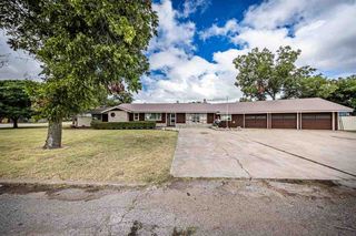 101 N 17th St, Frederick, OK 73542