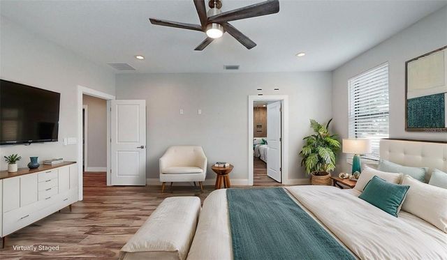 3205 W NASSAU STREET, Tampa, FL 33607