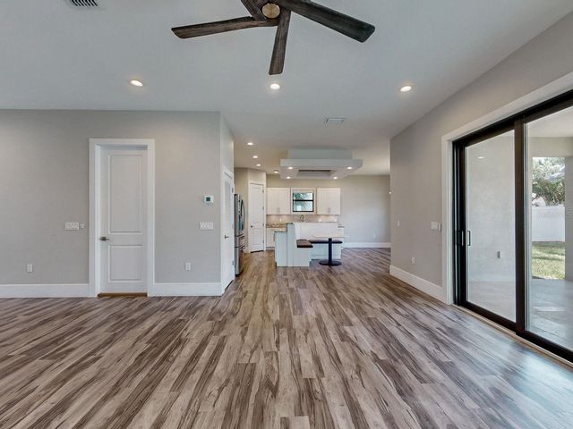 3205 W NASSAU STREET, Tampa, FL 33607